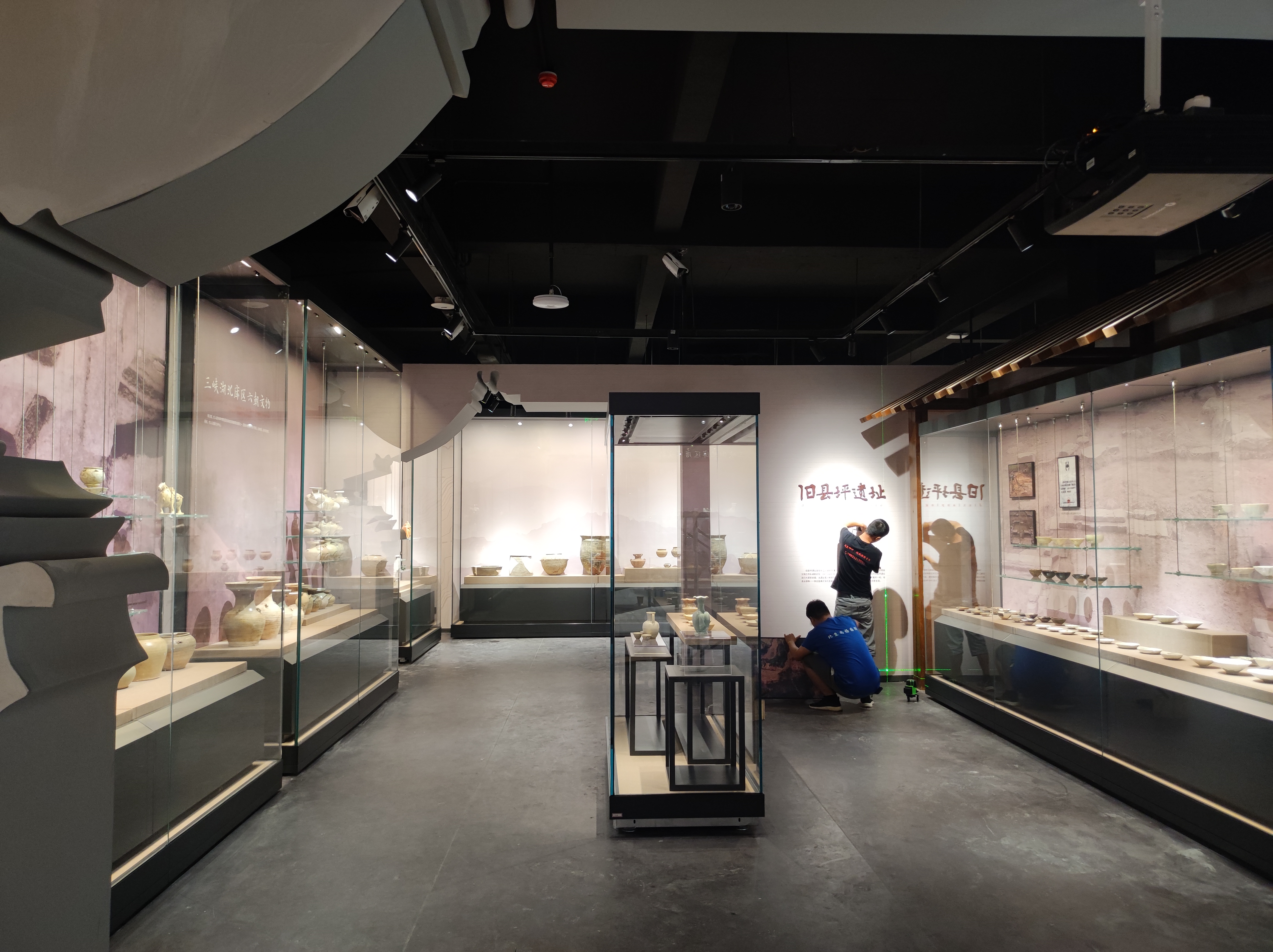 8eceef33-dea8-4189-919a-ec53610d7cb8