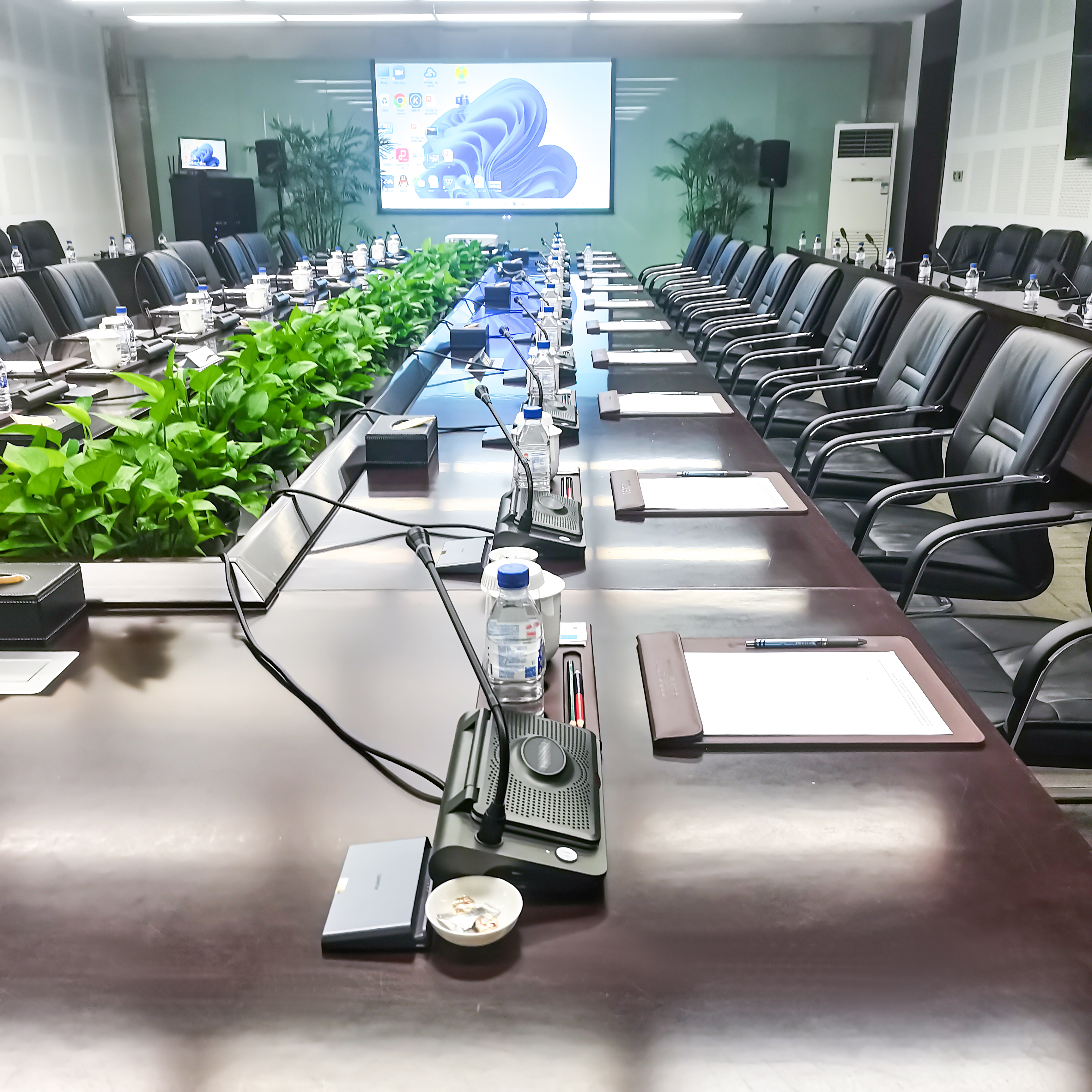 b51a22bc015b7a7a50f663fa3d0c807